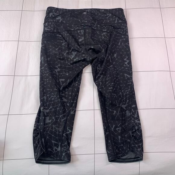 Lululemon Leggings Womens 6 Black Gray Run Top Speed Cropped Athletic Active Gym - Picture 3 of 10
